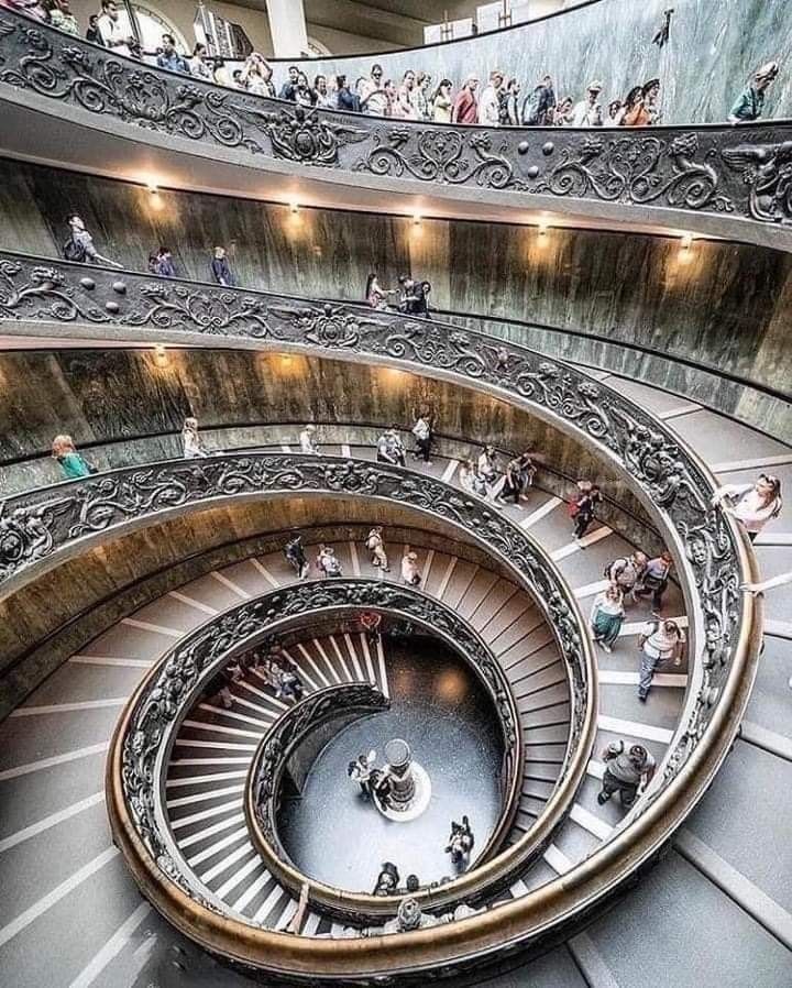 vista de la ventana de un hotel de Roma